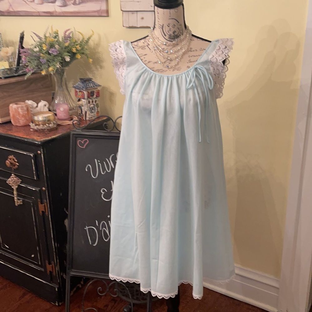 VTG *Powder Blue* Nightgown Lace Trim *Sandra Dee* 🌺💕🌺
